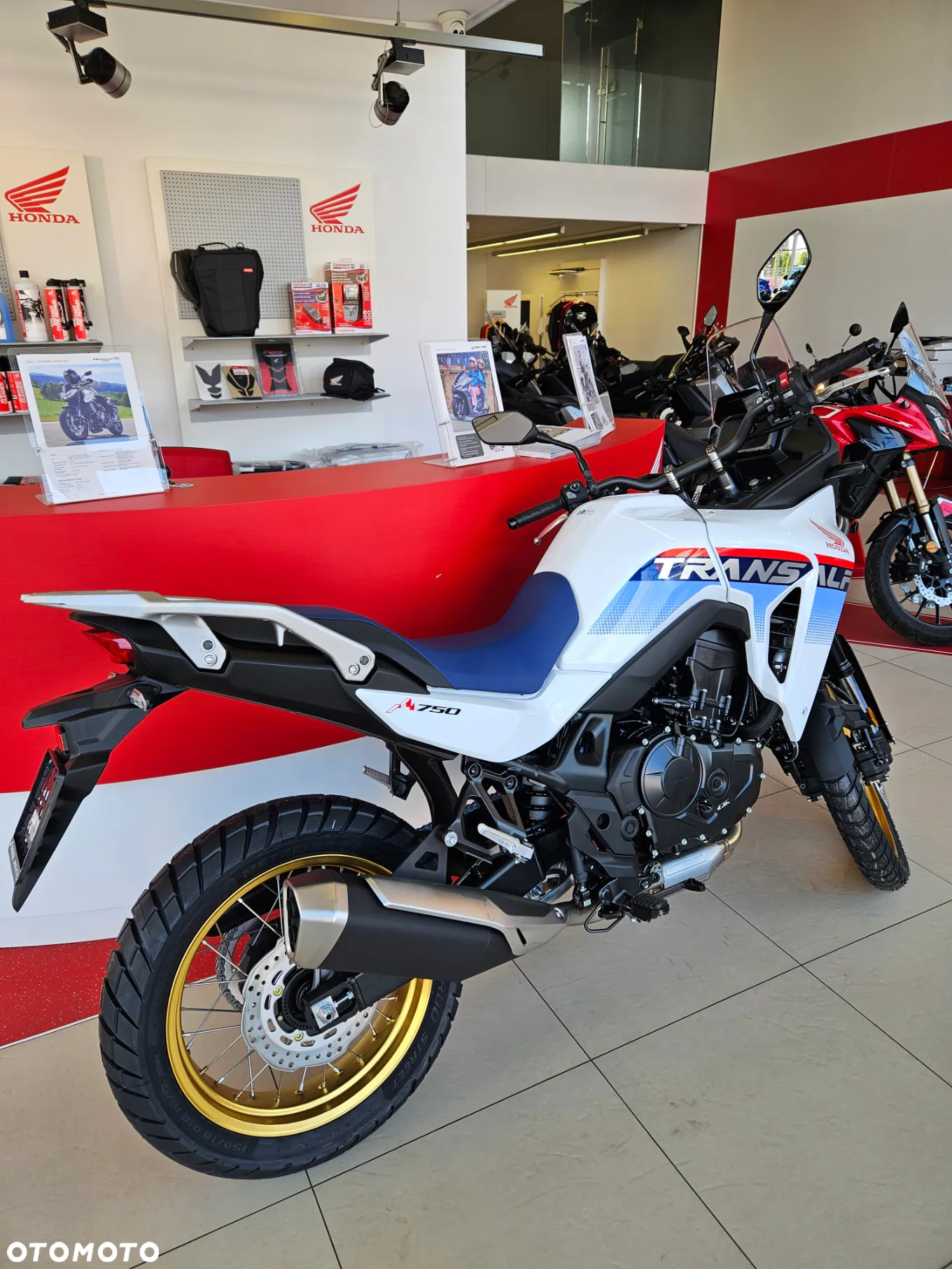 Honda Transalp - 9