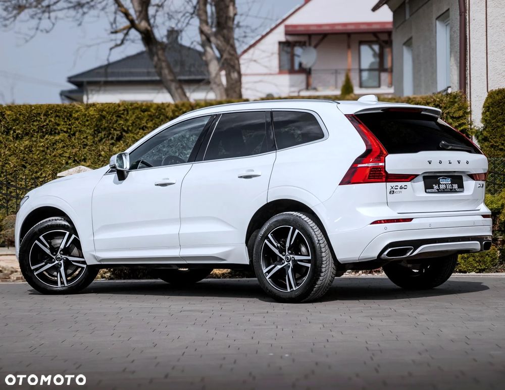 Volvo XC 60 D4 AWD Geartronic RDesign - 4