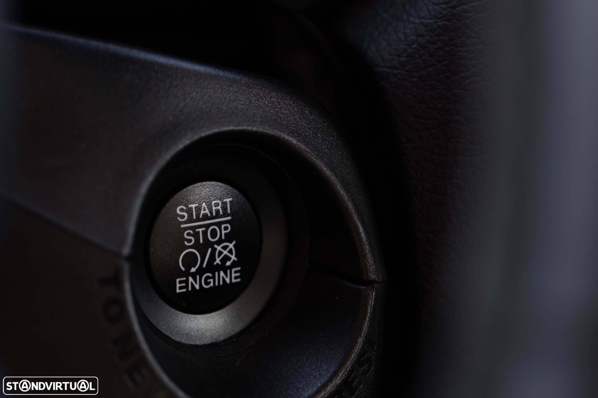 Jeep Renegade 1.3 T Orange Edition DCT - 39