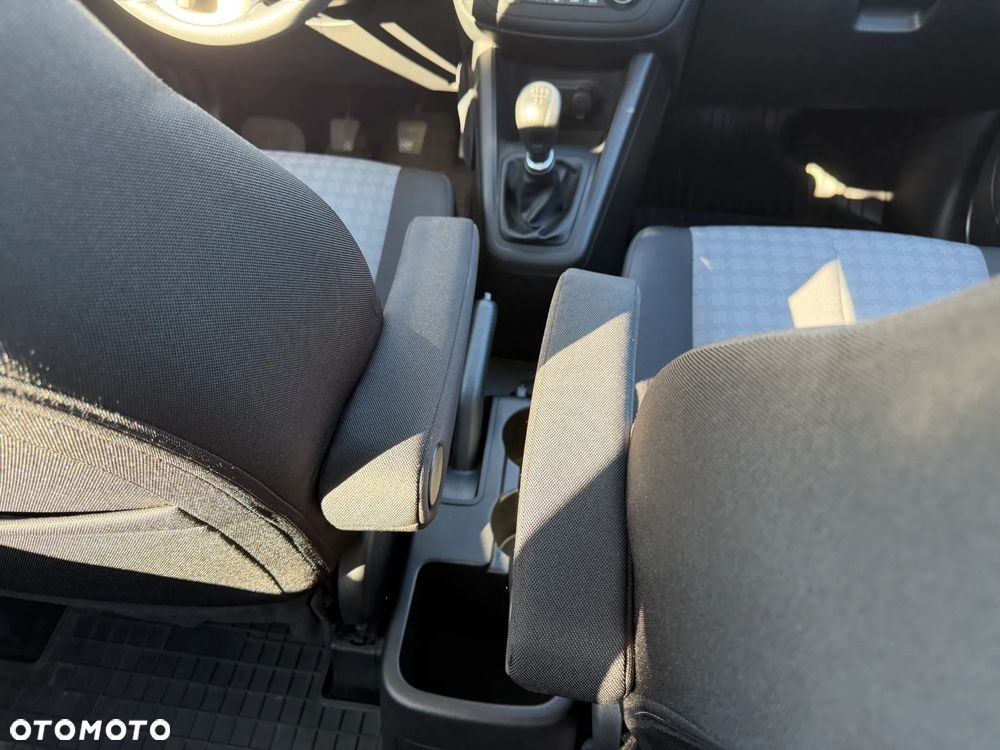 Kia Venga 1.4 M - 17