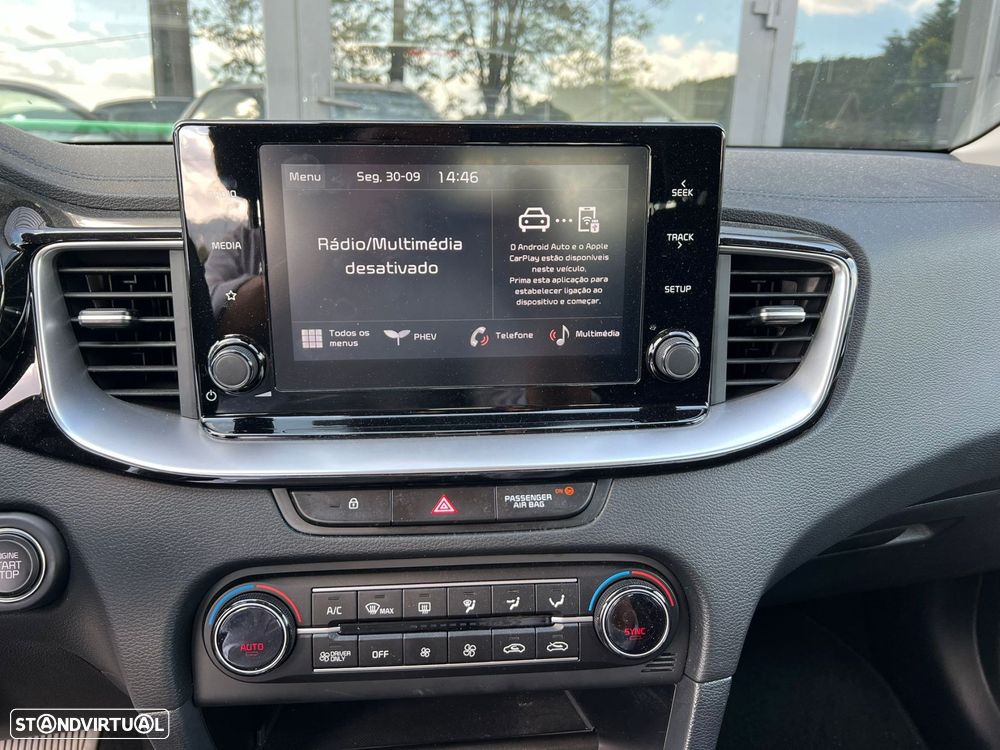 Kia XCeed 1.6 GDi PHEV Drive - 12