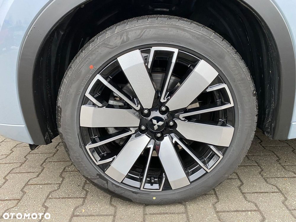 Mitsubishi Outlander - 20