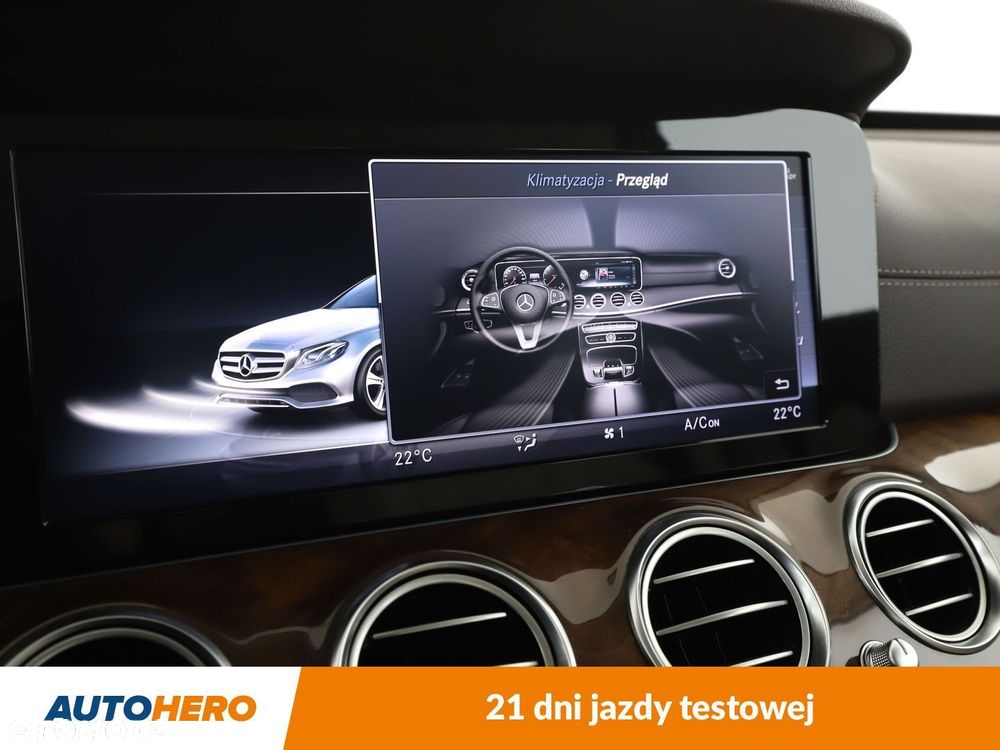 Mercedes-Benz Klasa E 220 d Avantgarde - 25