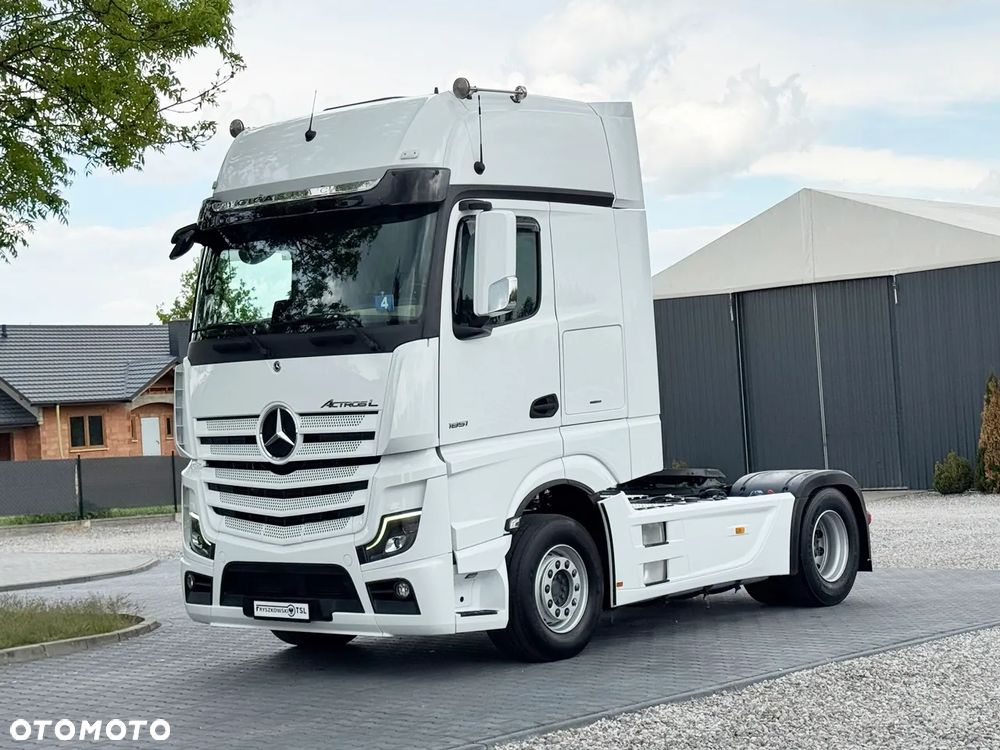 Mercedes-Benz ACTROS 1851/GIGA SPACE/ACC/KLIMA POSTOJOWA/SALONKA/FULL LED/NAVIGACJA/DWA ŁÓŻKA/Z NIEMIEC - 31