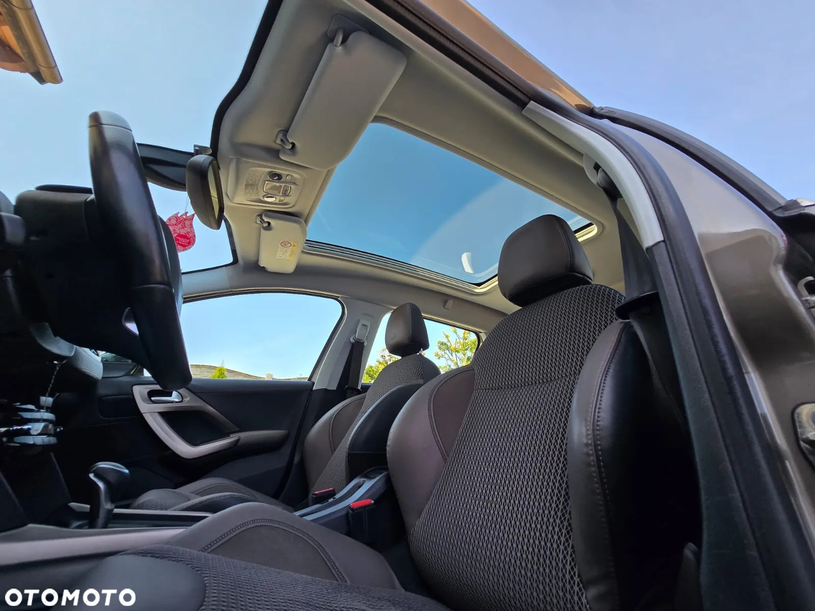 Peugeot 2008 - 21