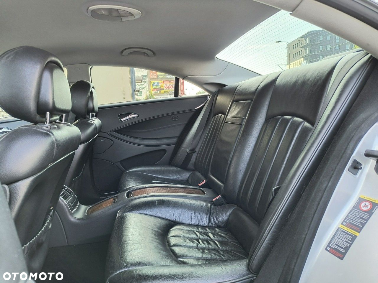 Mercedes-Benz CLS - 22