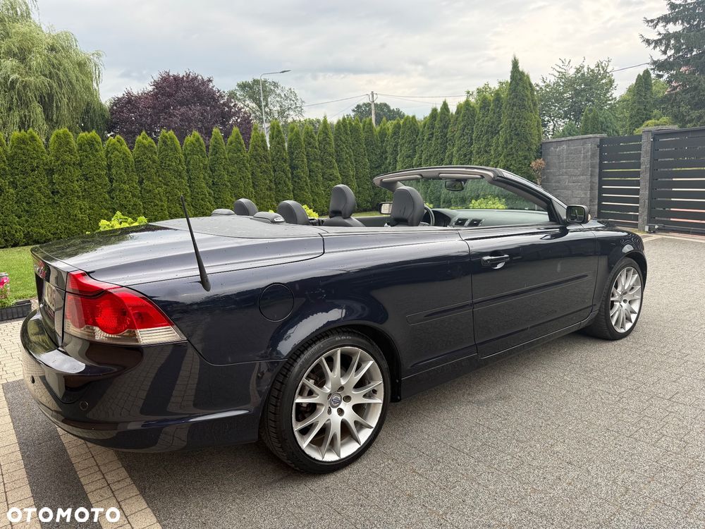 Volvo C70 2.4 Momentum - 9
