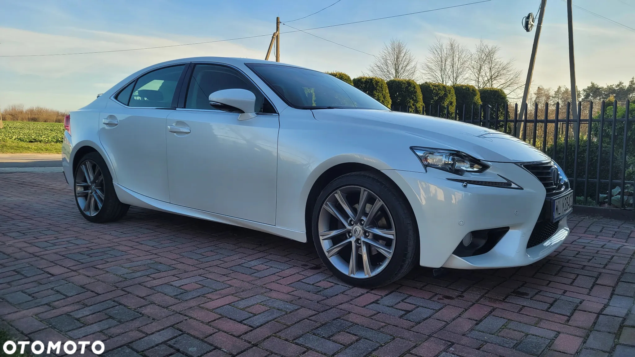 Lexus IS - 2