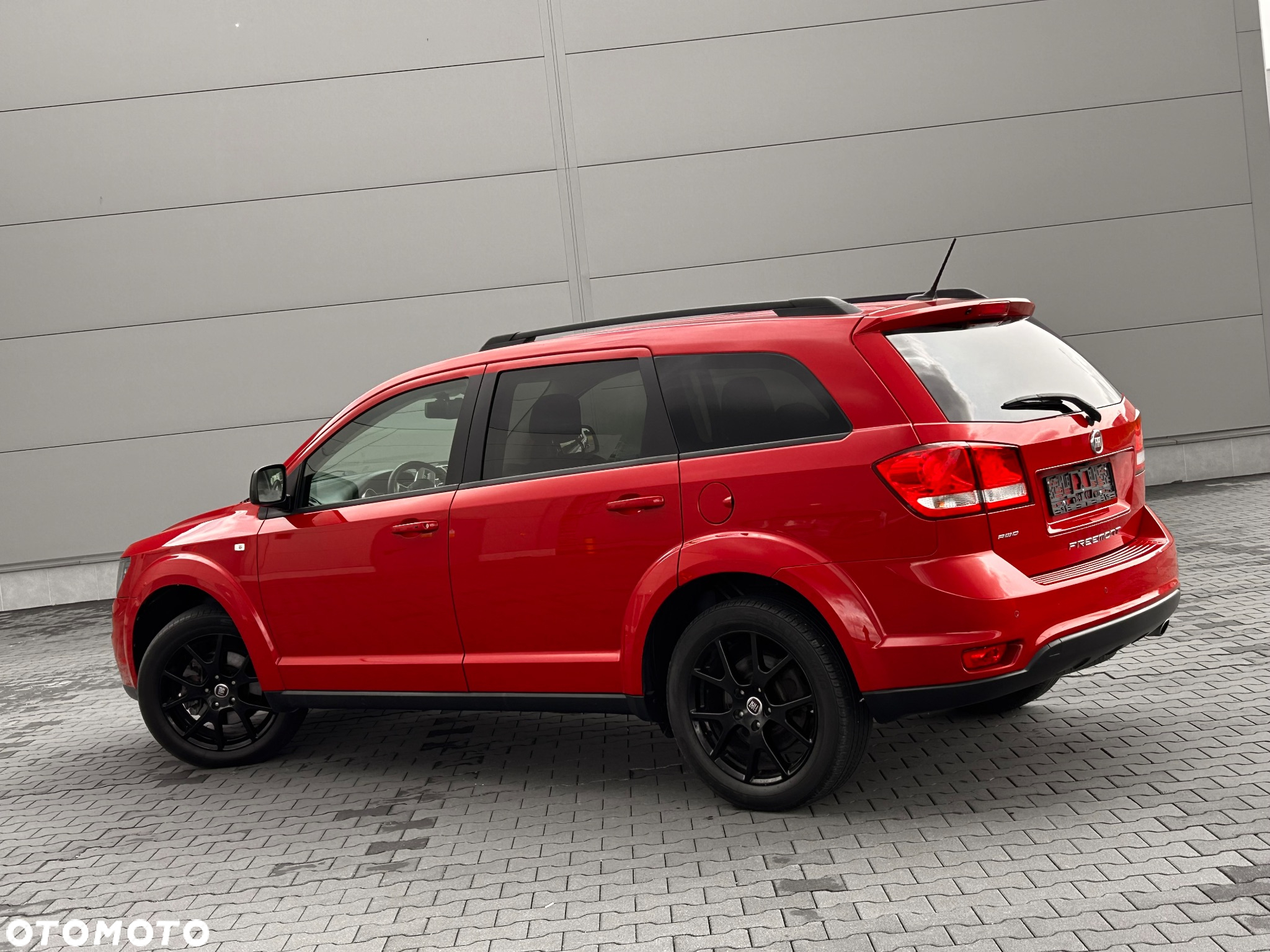 Fiat Freemont 2.0 Multijet 16V DPF Automatik Allrad Black Code - 16