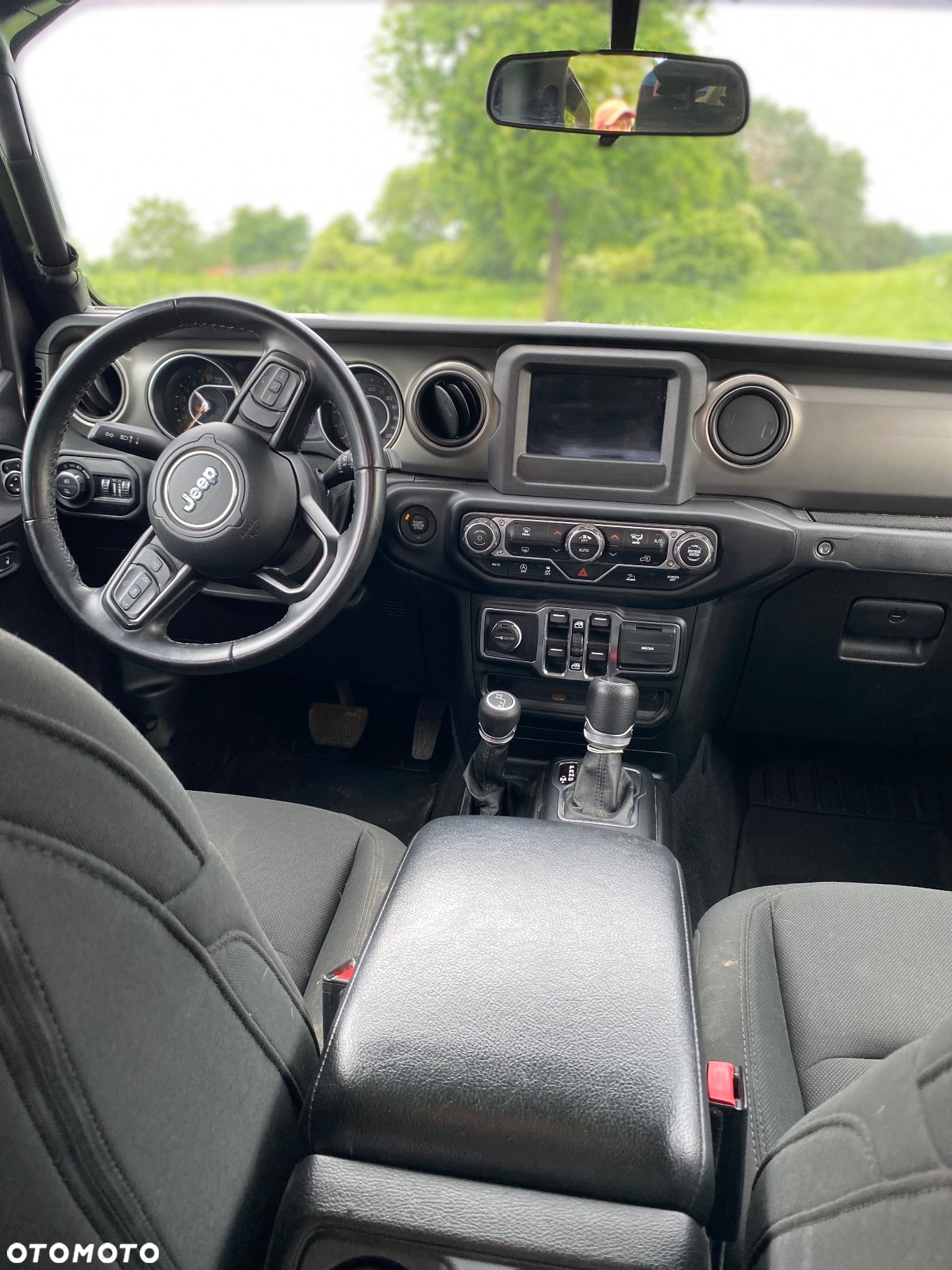 Jeep Gladiator - 2