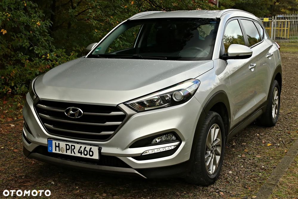 Hyundai Tucson 1.7 CRDI BlueDrive GO 2WD - 16