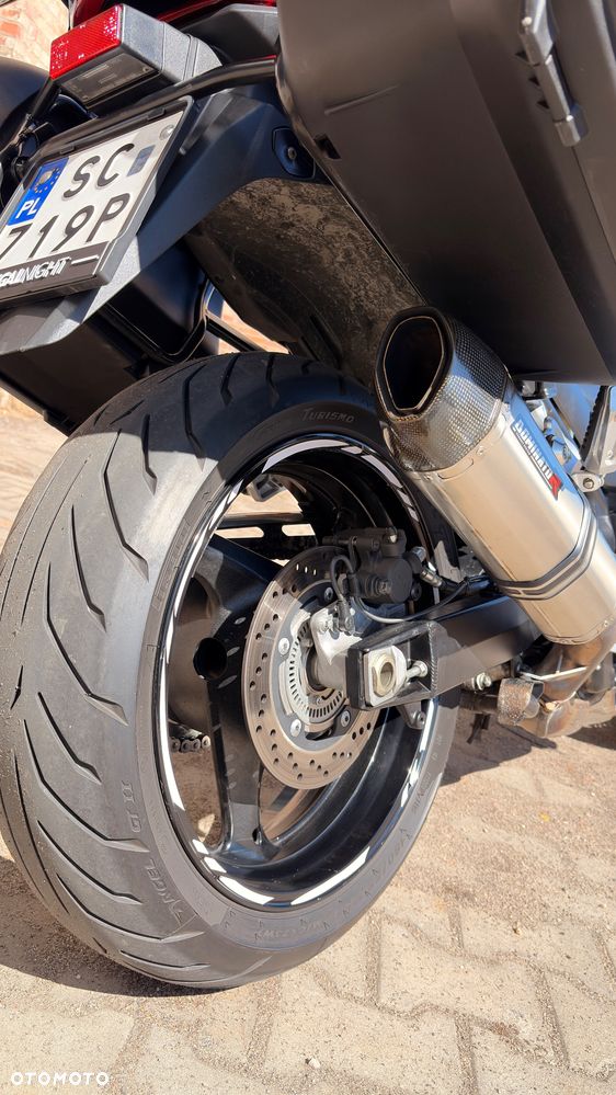 Suzuki GSX - 4