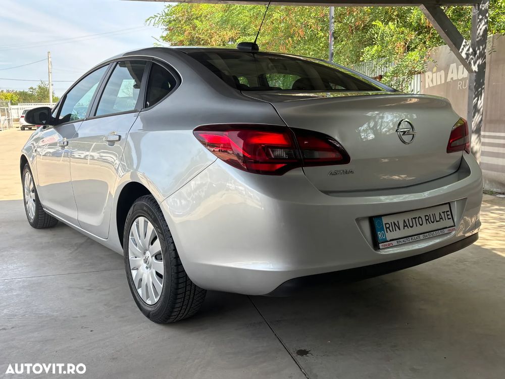 Opel Astra 1.6 TWINPORT ECOTEC Active - 6