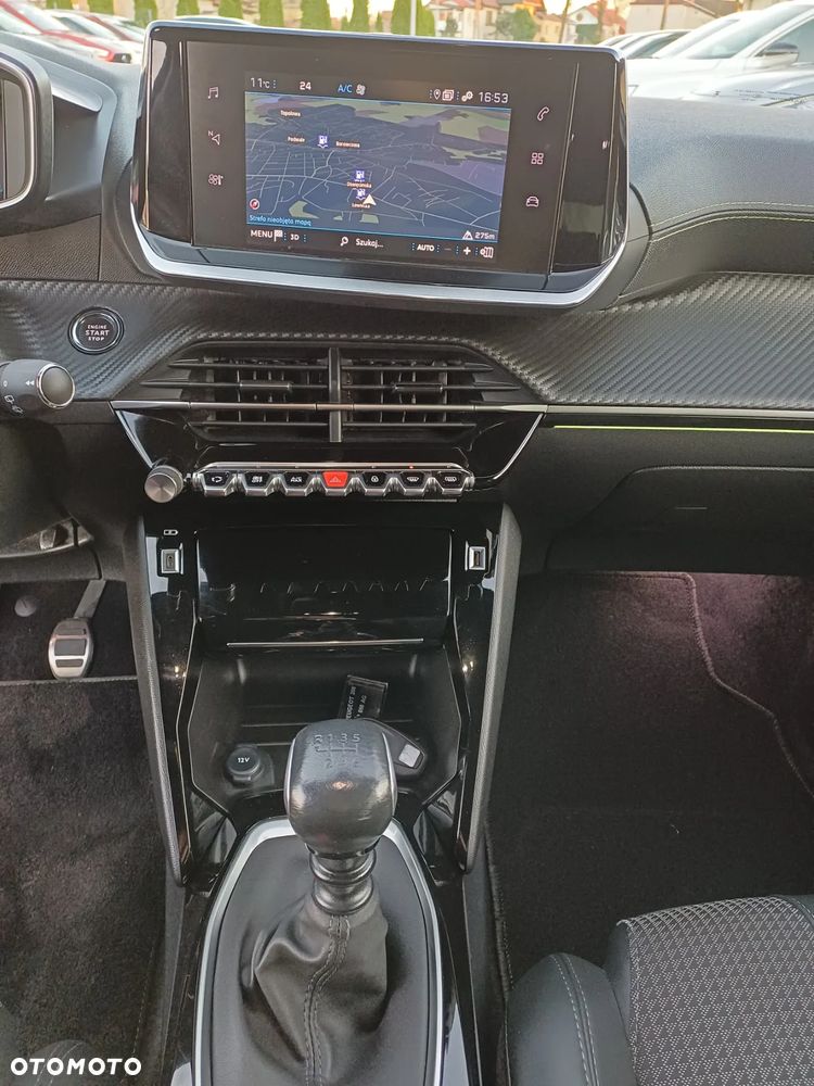 Peugeot 208 PureTech 100 GT - 26