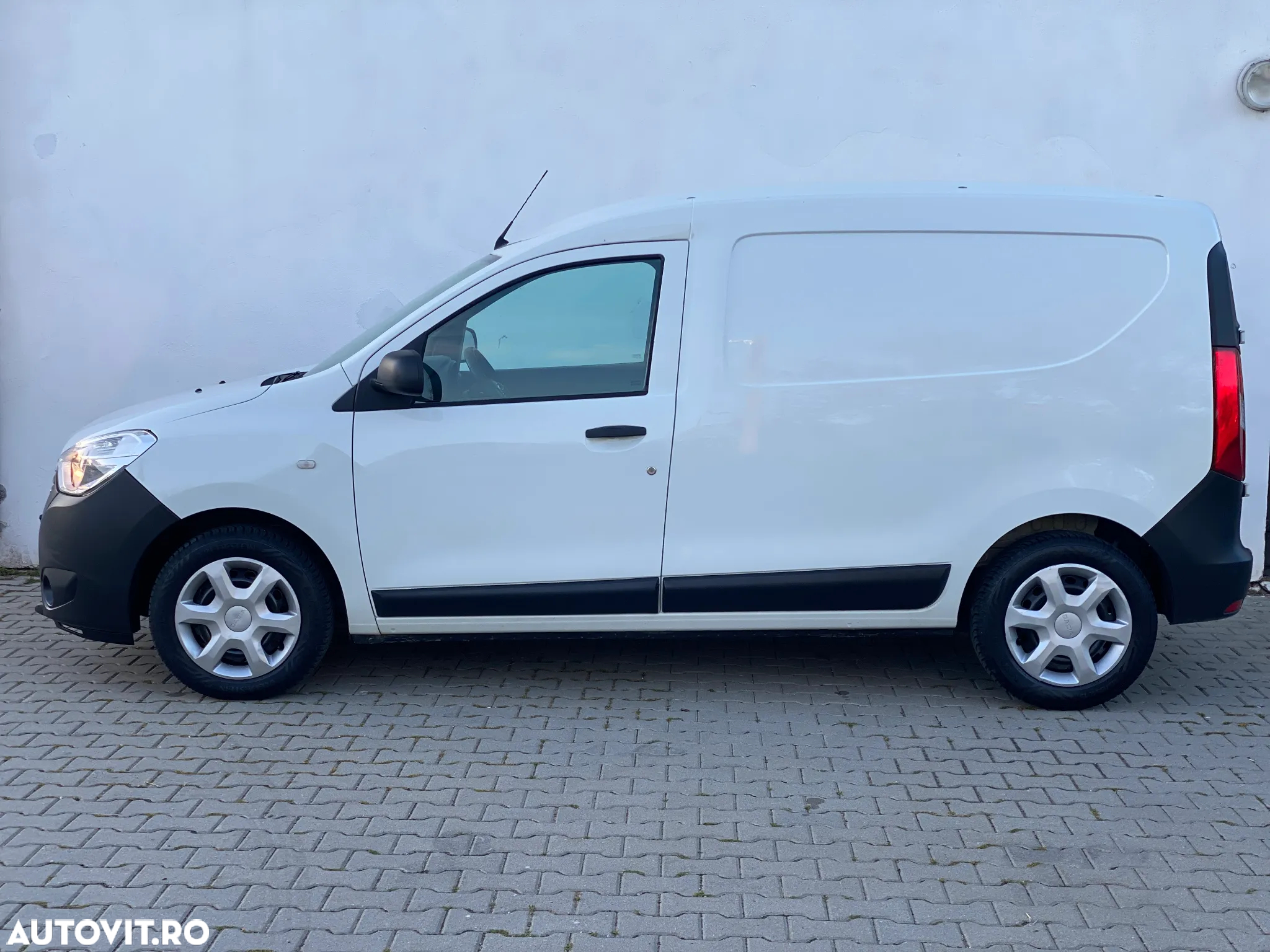 Dacia Dokker 1.5 Blue dCi Laureate - 5