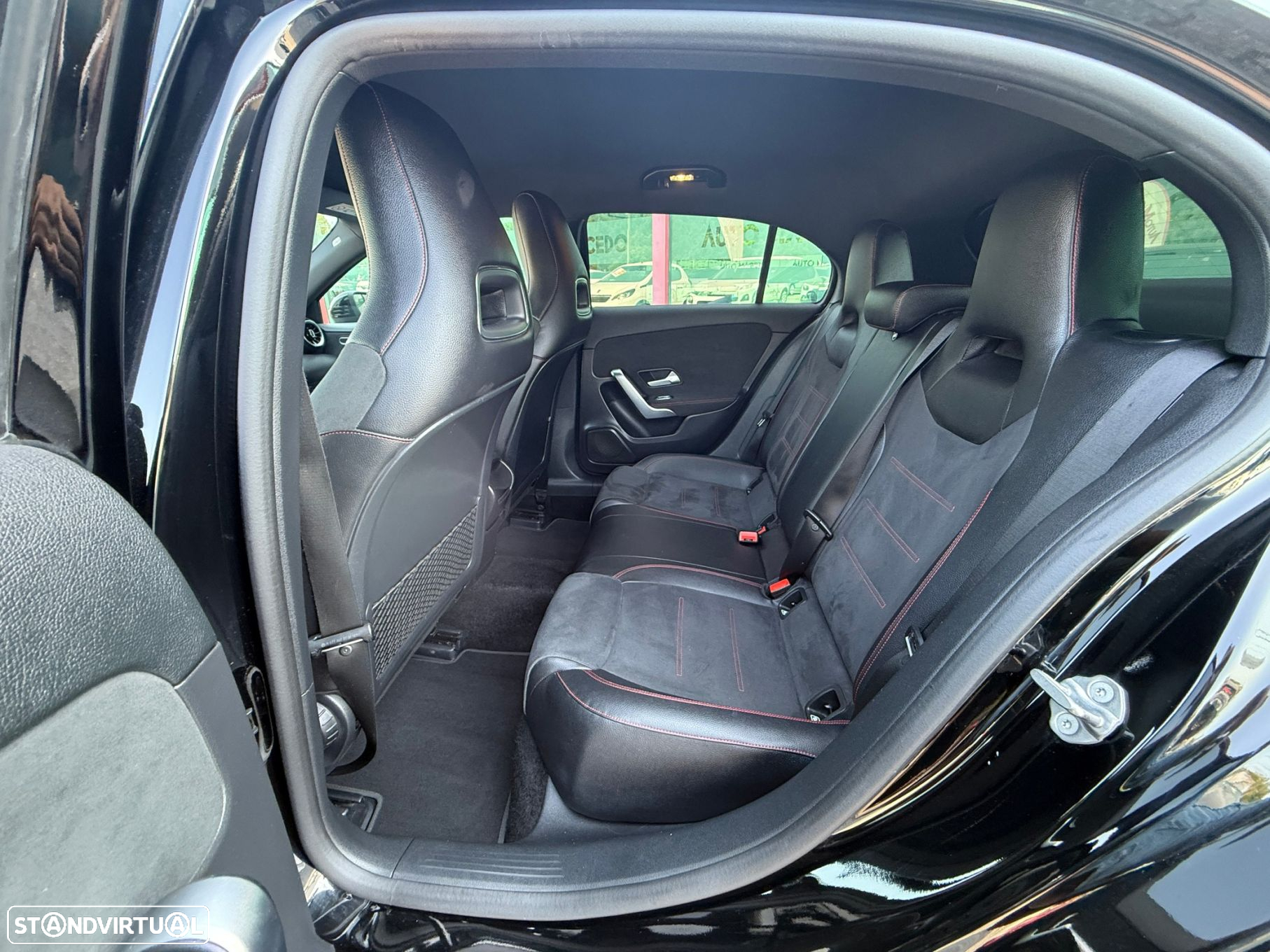 Mercedes-Benz A 160 AMG Line - 13