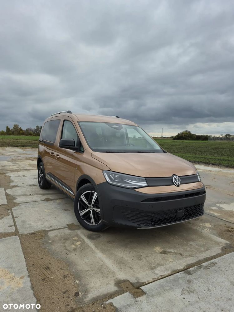 Volkswagen Caddy 2.0 TDI PanAmericana DSG - 2