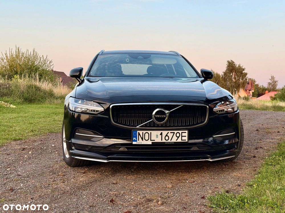 Volvo V90 D3 Momentum - 2