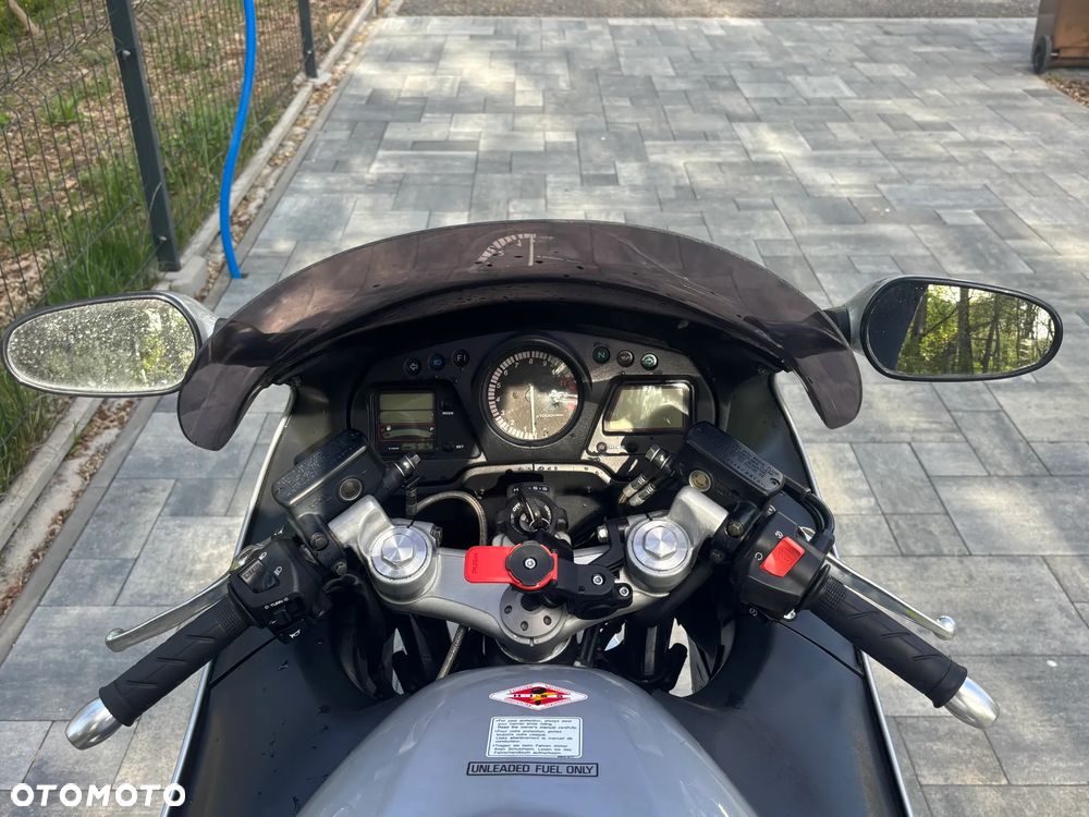 Honda CBR - 4
