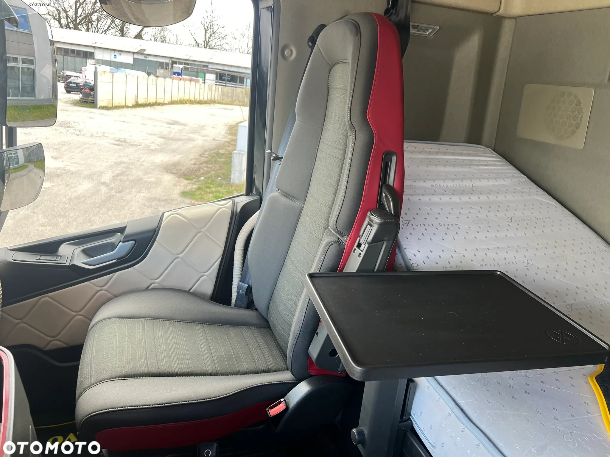 Volvo 500 Glob XL Niemcy Po kontrakcie klima postojowa nowy serwis - 17
