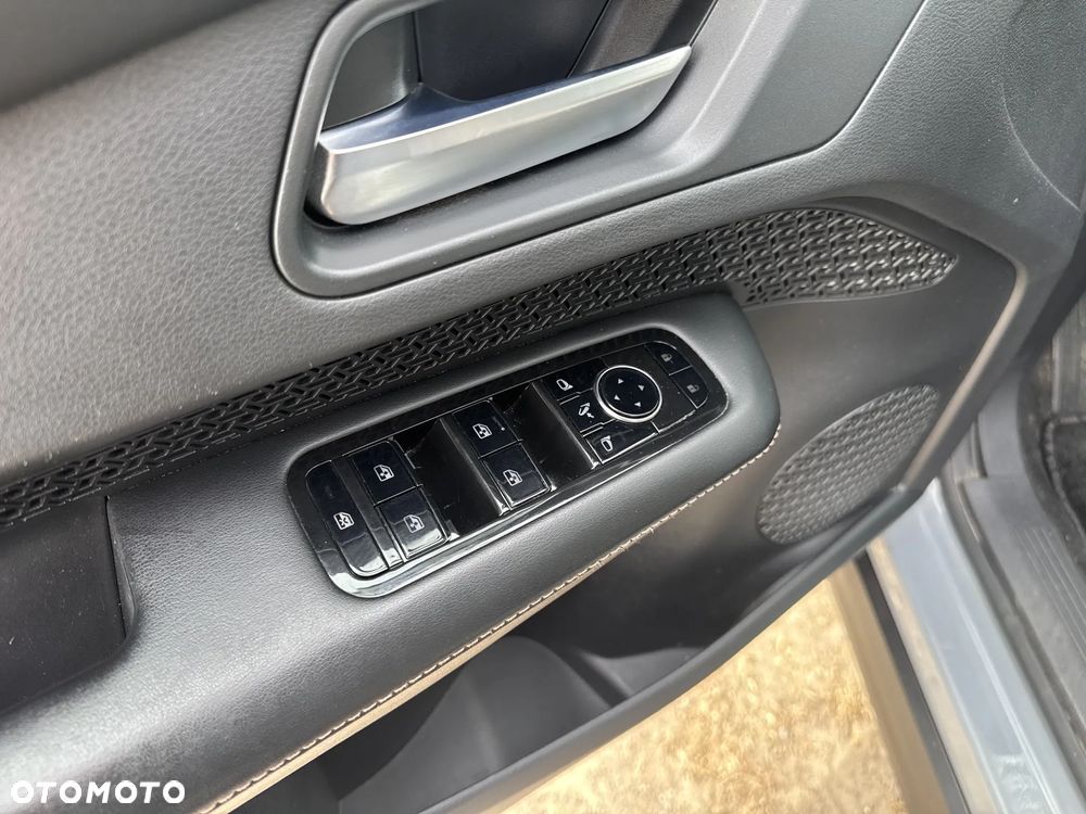 Nissan Ariya 63kWh Advance - 16