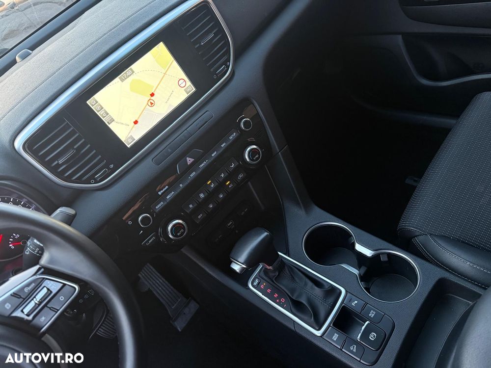 Kia Sportage - 16