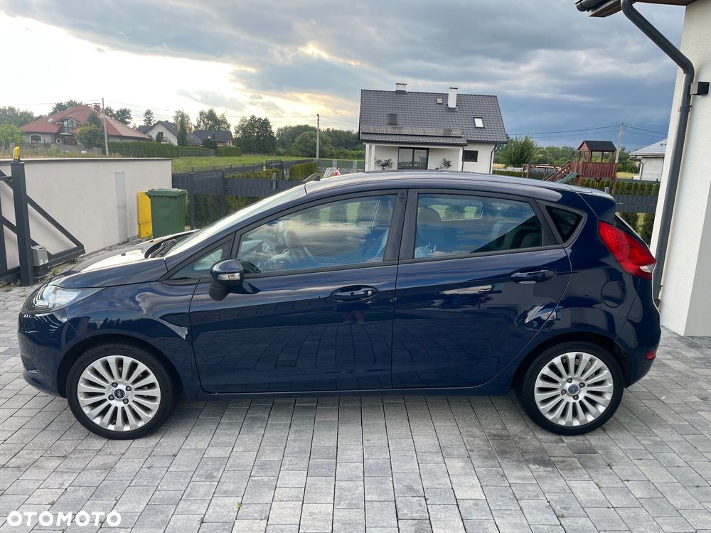 Ford Fiesta 1.4 Trend EU5 - 10