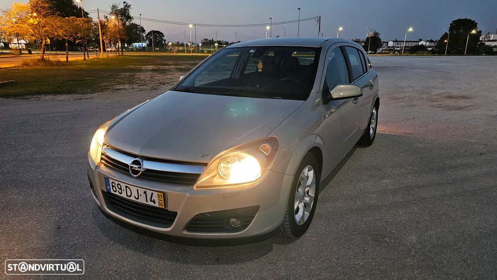 Opel Astra 1.3 CDTi Cosmo - 18