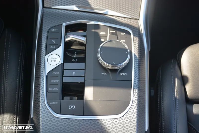 BMW 330 e Pack M Auto - 16