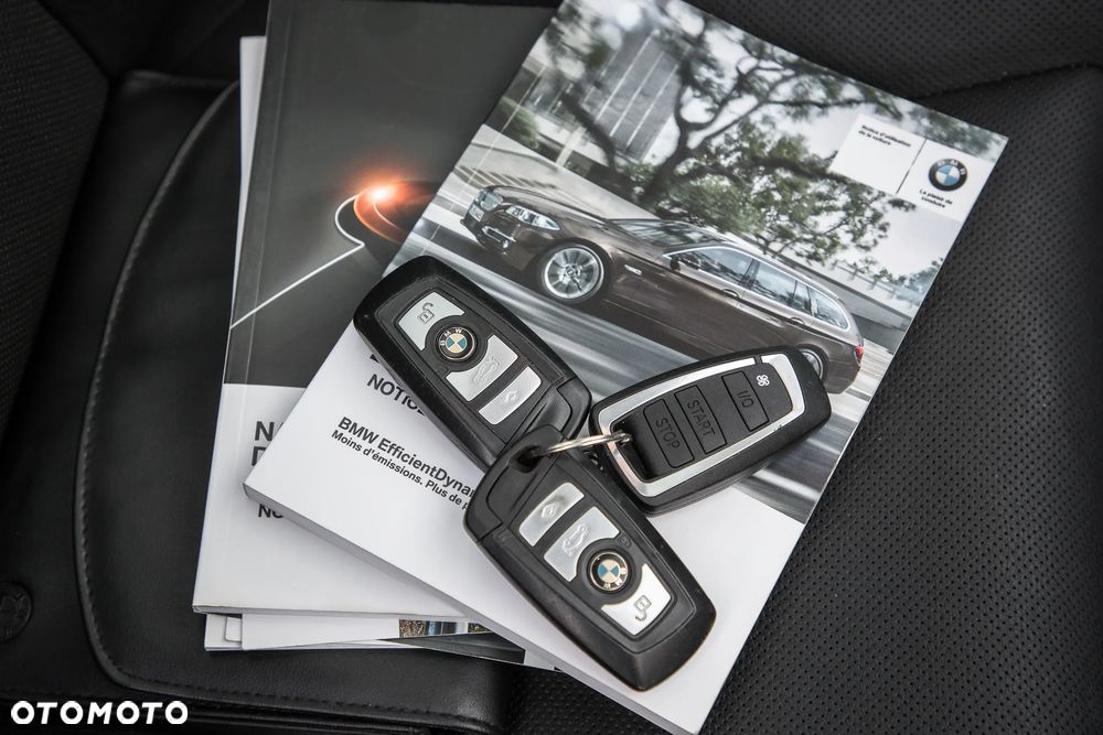BMW Seria 5 535d xDrive Sport-Aut Luxury Line - 33