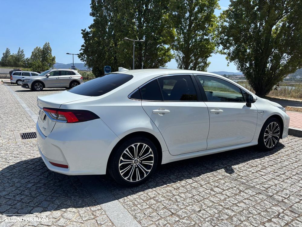 Toyota Corolla - 2