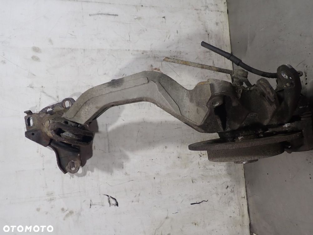 ZWROTNICA PIASTA PRAWY TYŁ MINI ONE R57 1.6 - 4