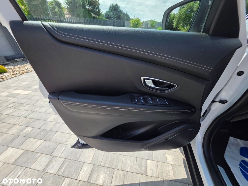 Renault Scenic - 10