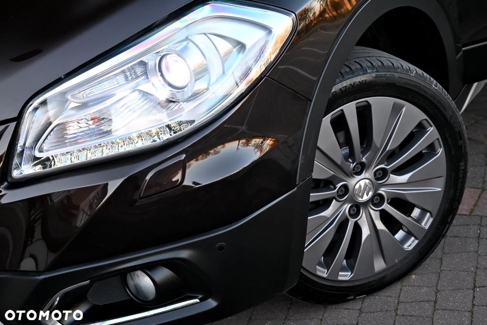Suzuki SX4 S-Cross 1.6 DDiS Premium 4WD - 8