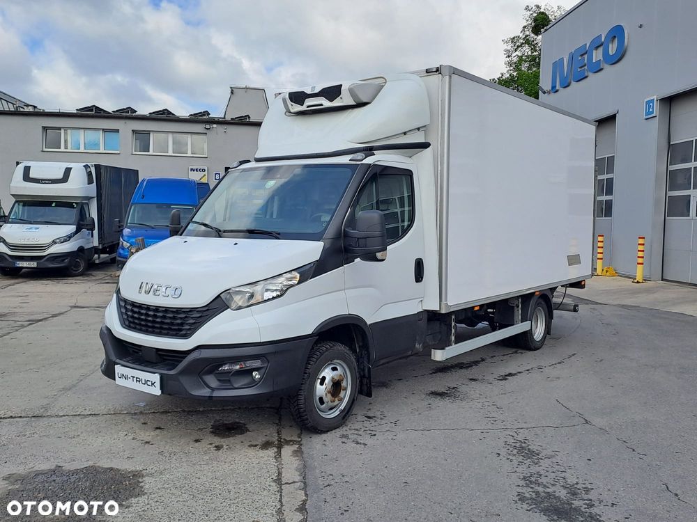 Iveco Daily 50C16  | 3.0 | Bliźniak 8 EP   | Niski przebieg | Winda | Zasilanie zewnętrzne | - 3