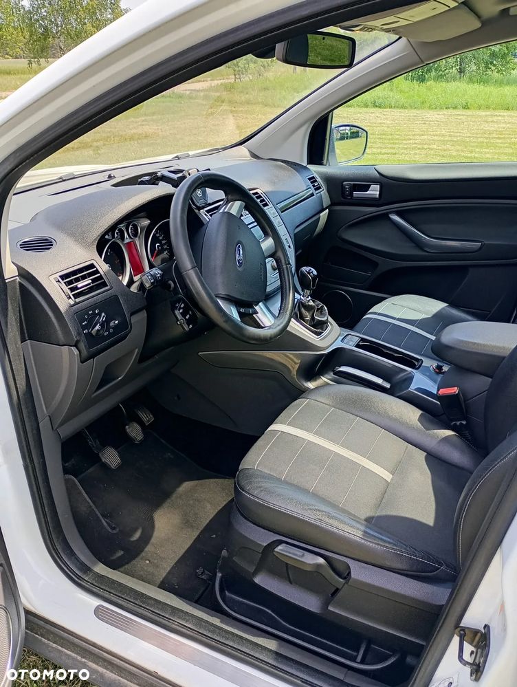 Ford Kuga 2.0 TDCi Titanium - 4