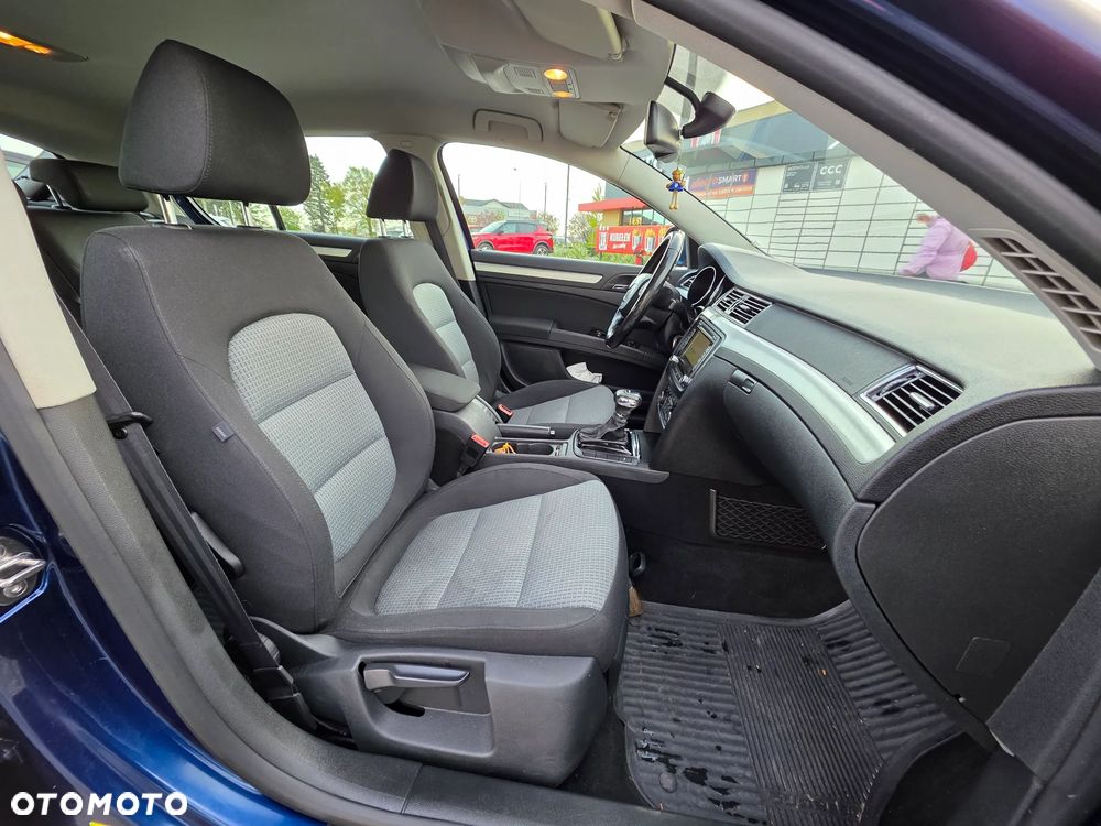 Skoda Superb 2.0 TSI Ambition DSG - 25