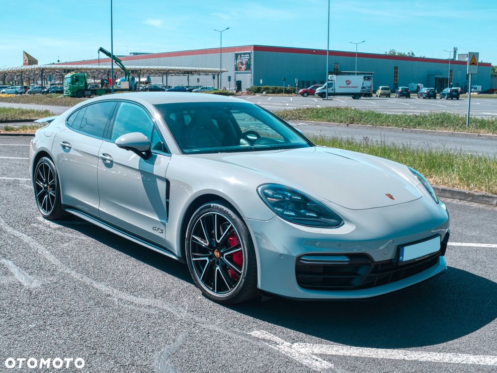 Porsche Panamera - 24