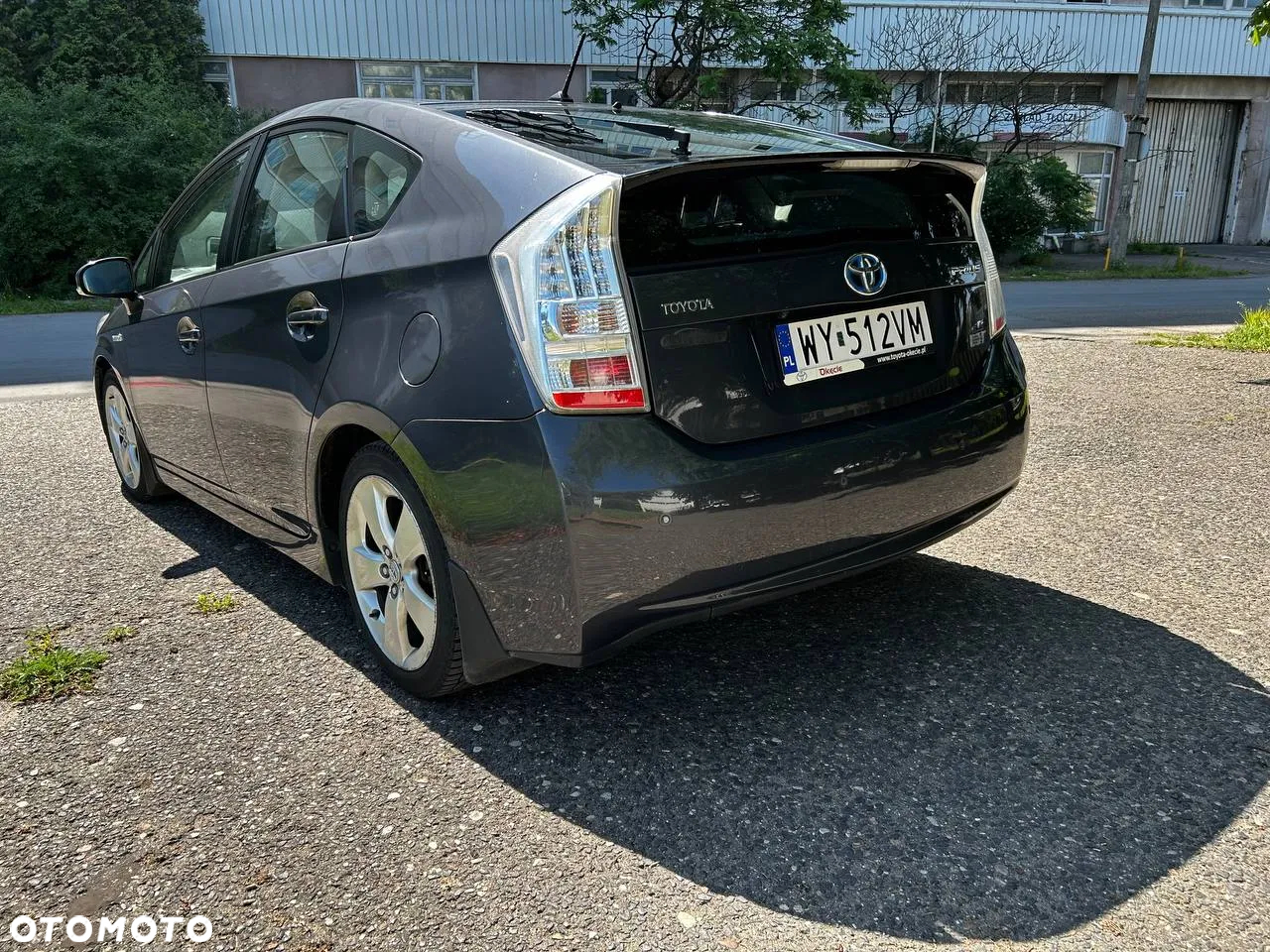 Toyota Prius - 14