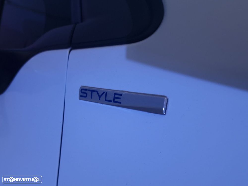 Peugeot 2008 1.6 BlueHDi Style - 8