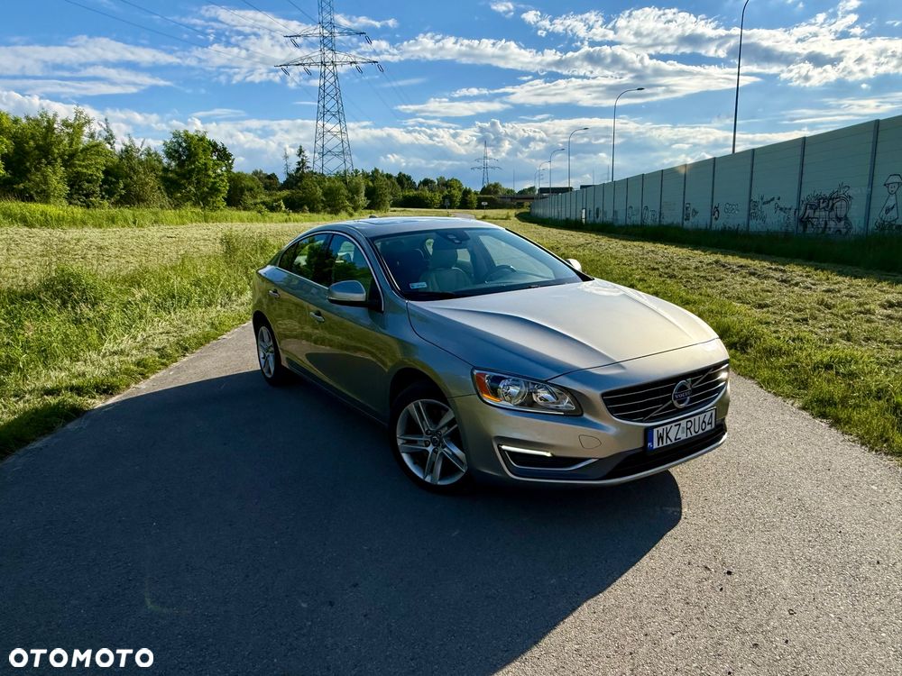 Volvo S60 - 1