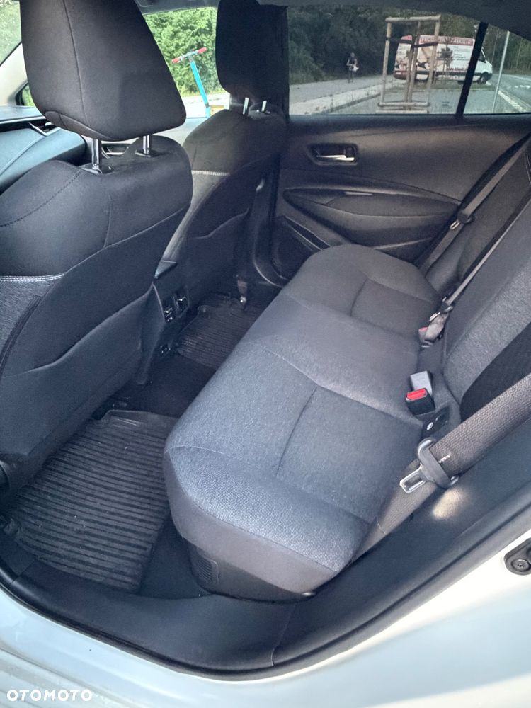 Toyota Corolla 1.8 Hybrid Comfort - 8