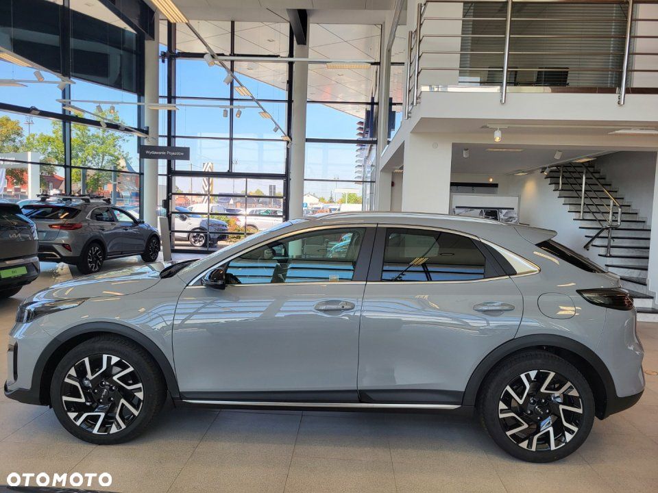 Kia XCeed - 8