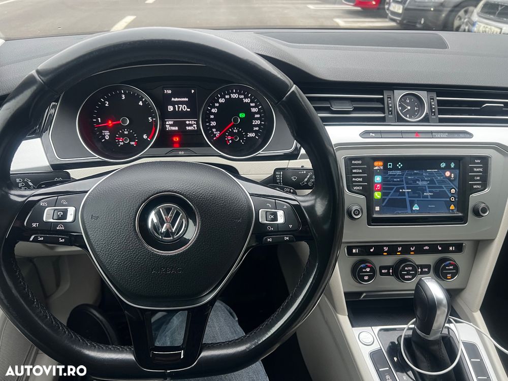 Volkswagen Passat 2.0 TDI DSG Comfortline - 6