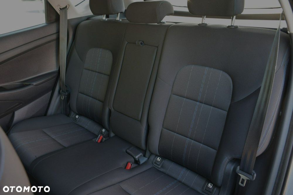 Hyundai Tucson 1.7 CRDI BlueDrive Classic 2WD - 11