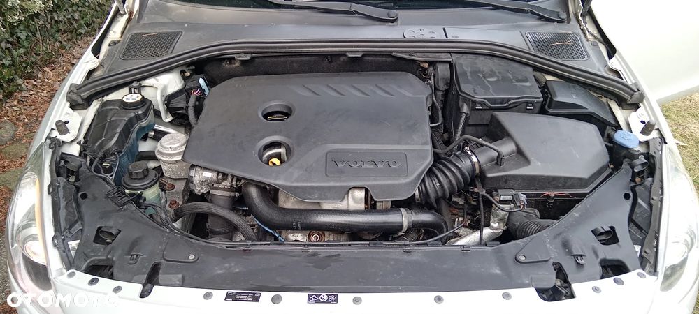 Volvo V60 DRIVe Momentum - 6