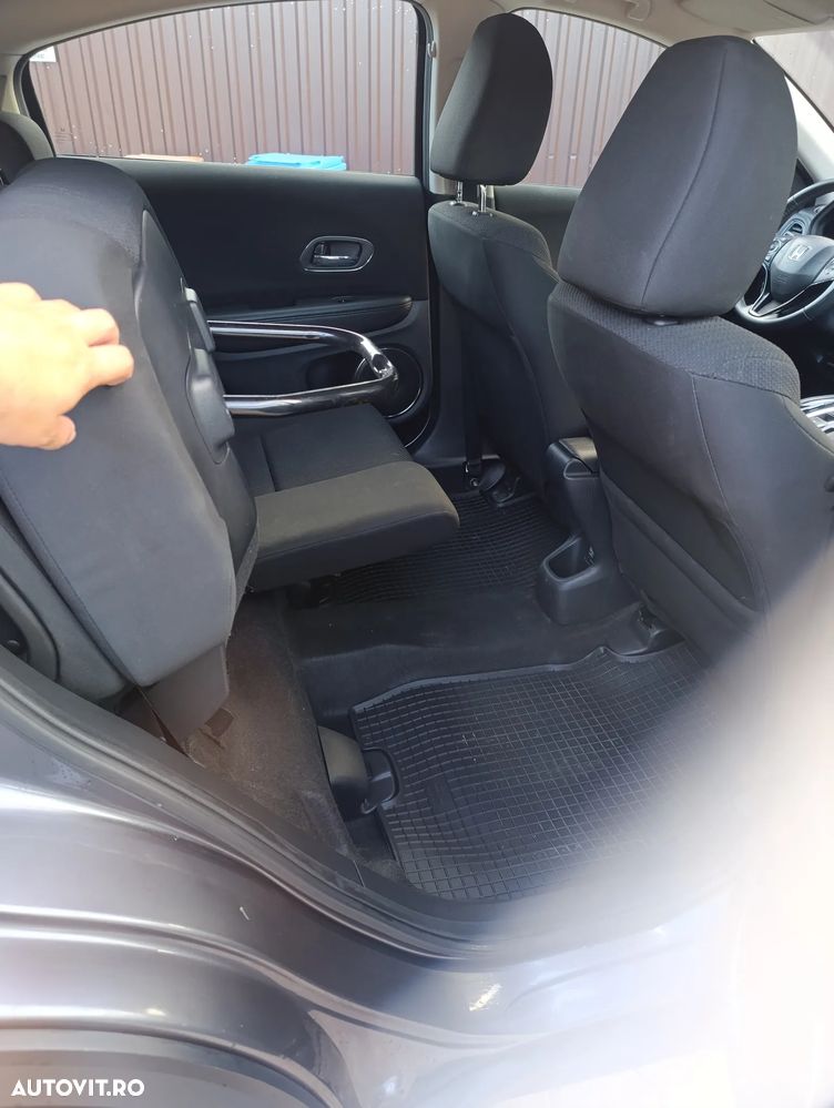 Honda HR-V 1.5 i-VTEC CVT Elegance - 11
