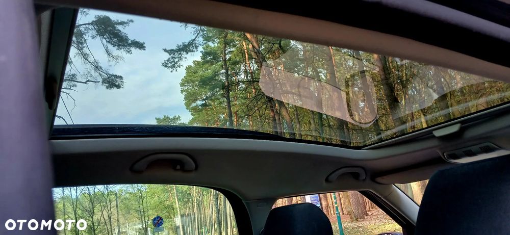 Skoda Roomster 1.4 MPI Comfort PLUS EDITION - 12