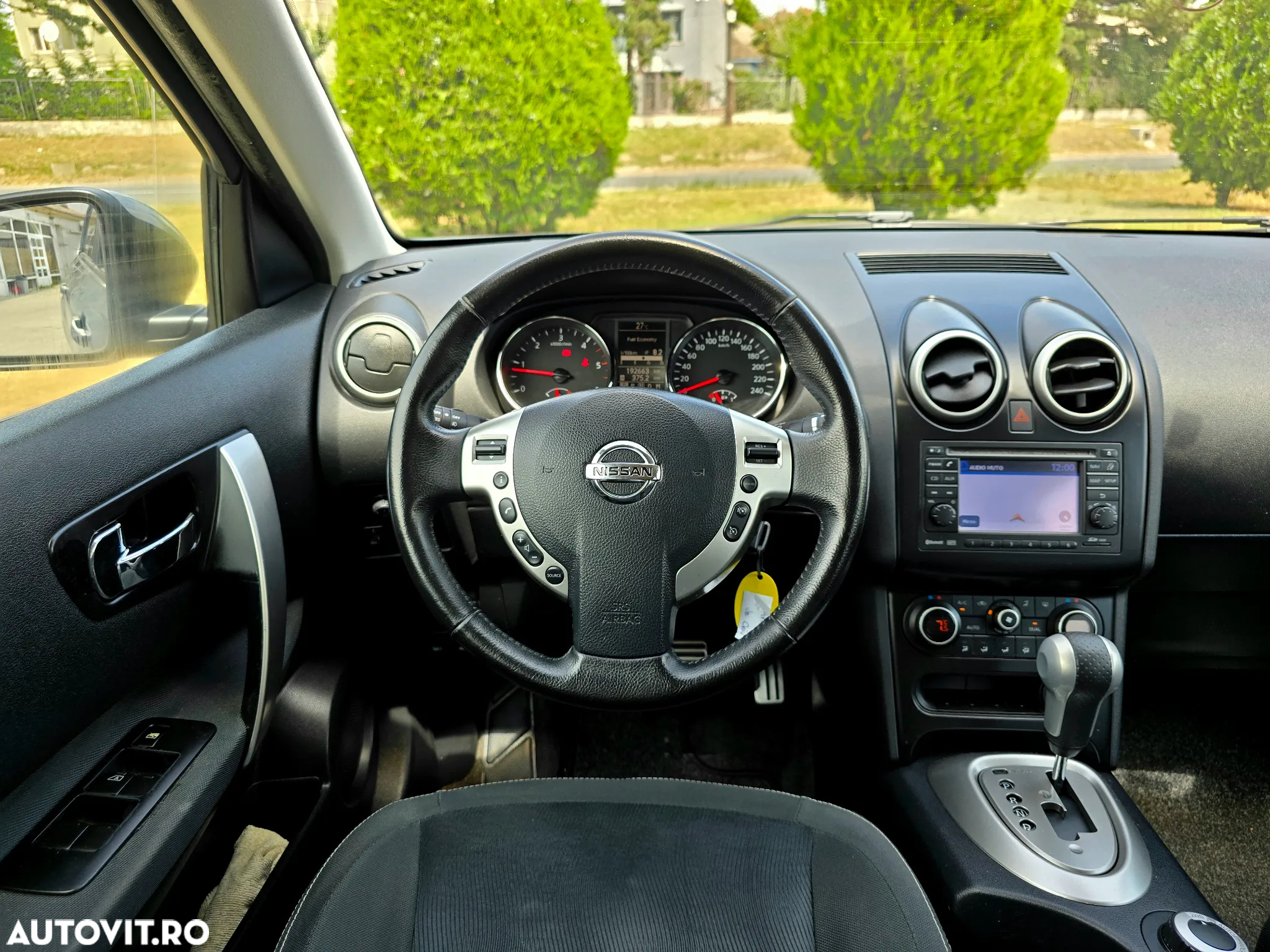 Nissan Qashqai 2.0 dCi DPF 4x4 Aut tekna - 5
