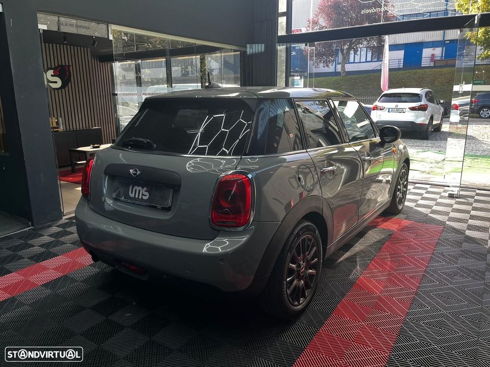 MINI 5 Portas One D - 7